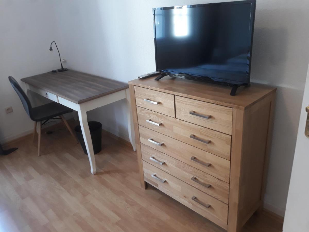 Ferienwohnung Macfewo Im Zentrum Von Mayen Exteriér fotografie