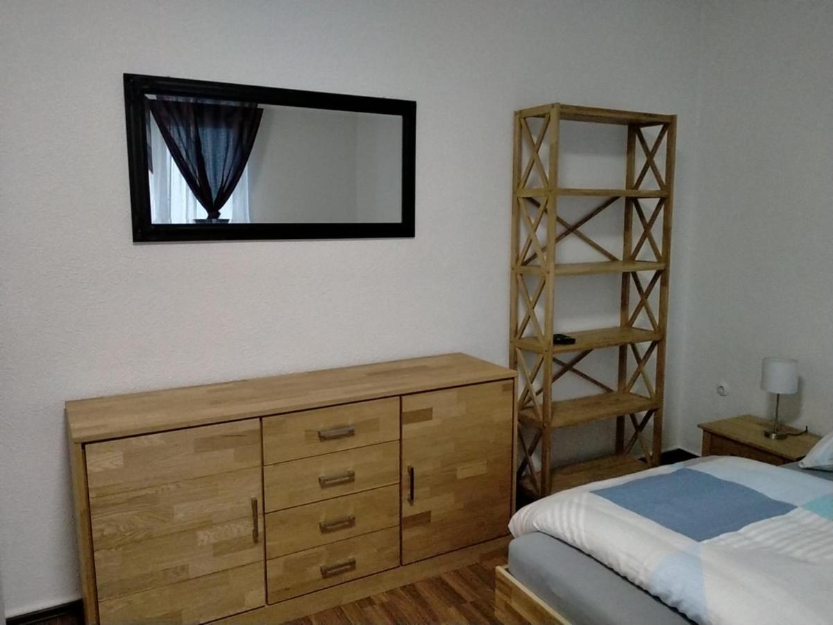 Ferienwohnung Macfewo Im Zentrum Von Mayen Exteriér fotografie
