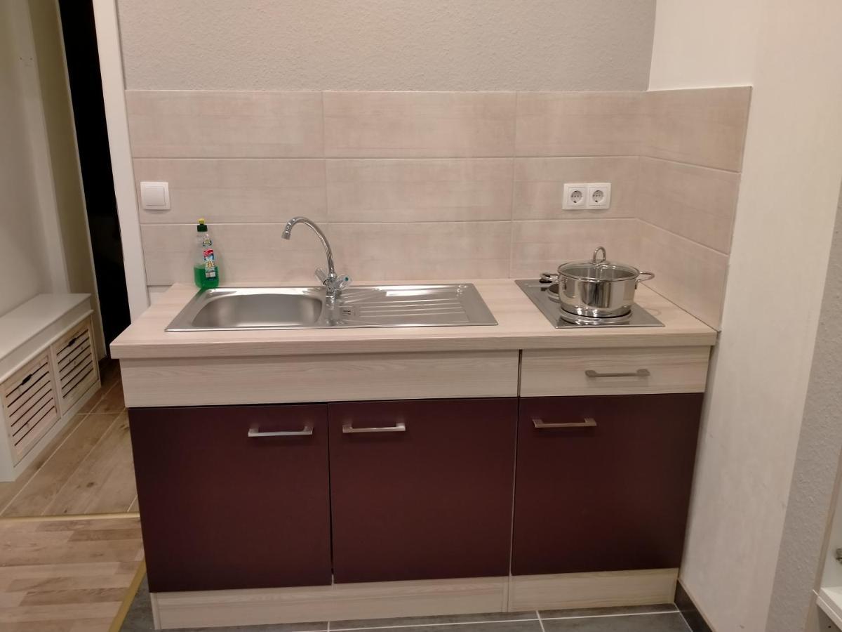 Ferienwohnung Macfewo Im Zentrum Von Mayen Exteriér fotografie